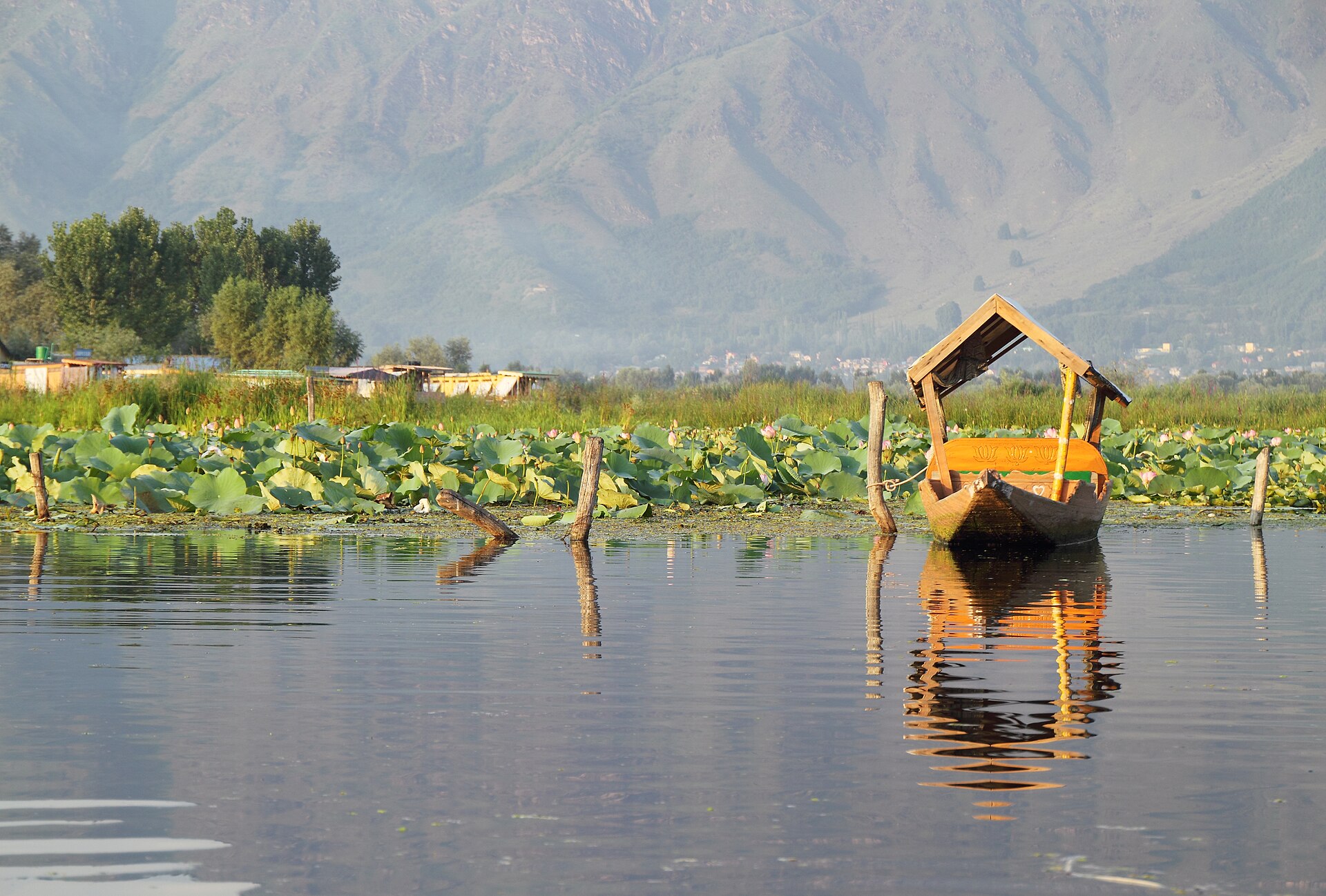 Srinagar Weekend Getaway — Srinagar